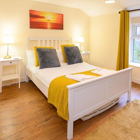 Llareggub Amazing House In Afan Forest With Breath-Taking Views By Staystaycations Port Talbot Εξωτερικό φωτογραφία