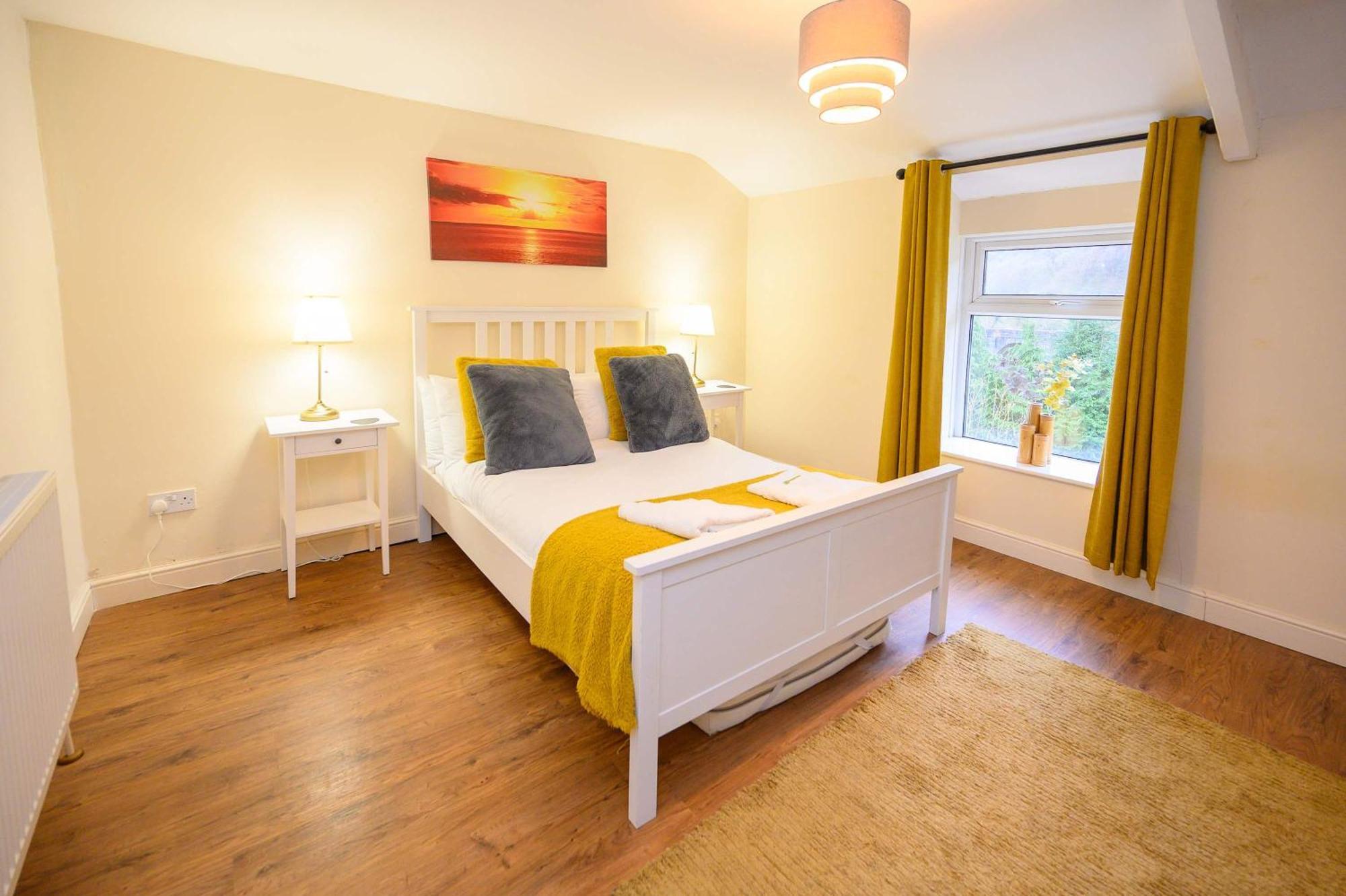 Llareggub Amazing House In Afan Forest With Breath-Taking Views By Staystaycations Port Talbot Εξωτερικό φωτογραφία