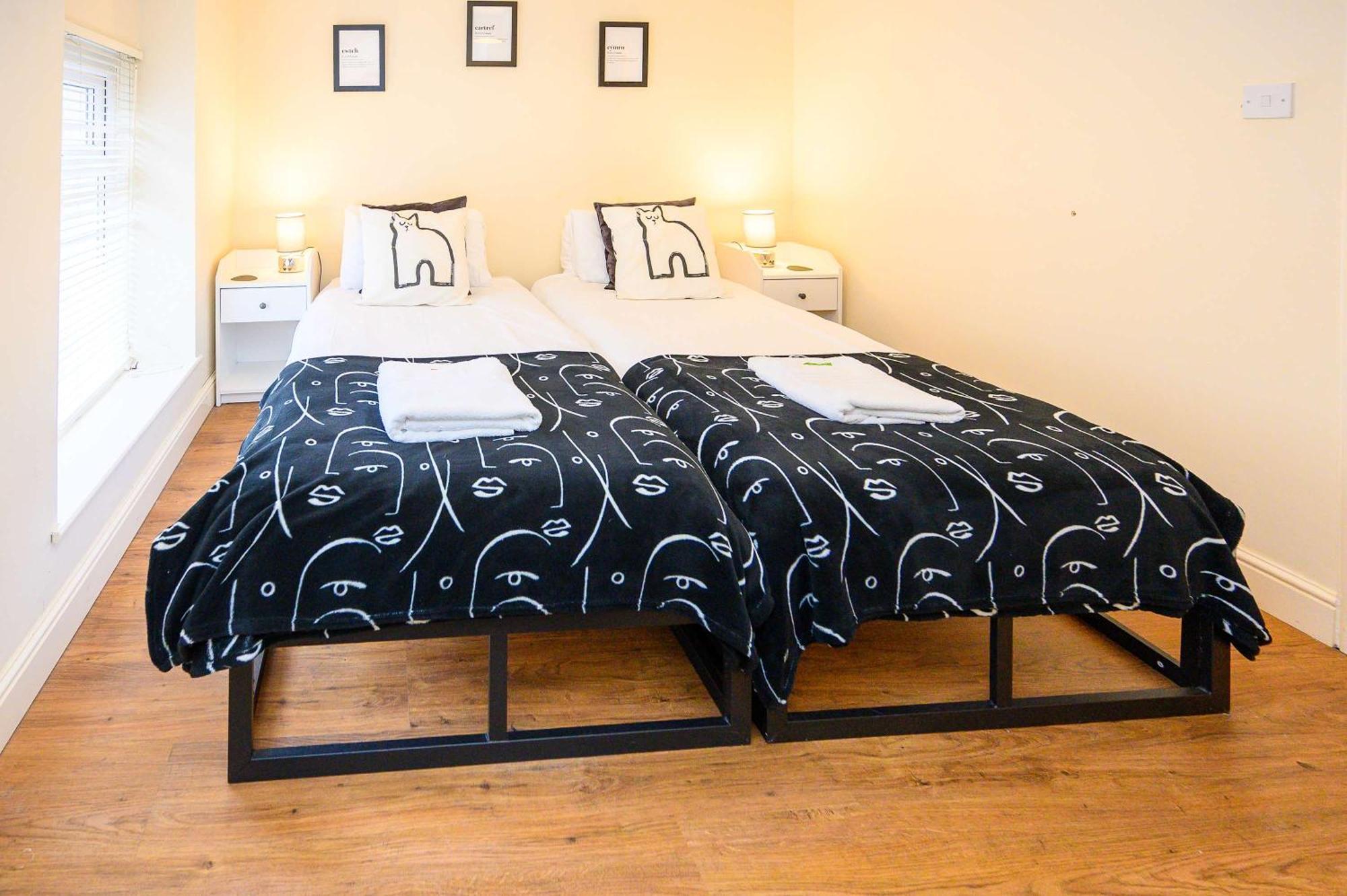 Llareggub Amazing House In Afan Forest With Breath-Taking Views By Staystaycations Port Talbot Εξωτερικό φωτογραφία